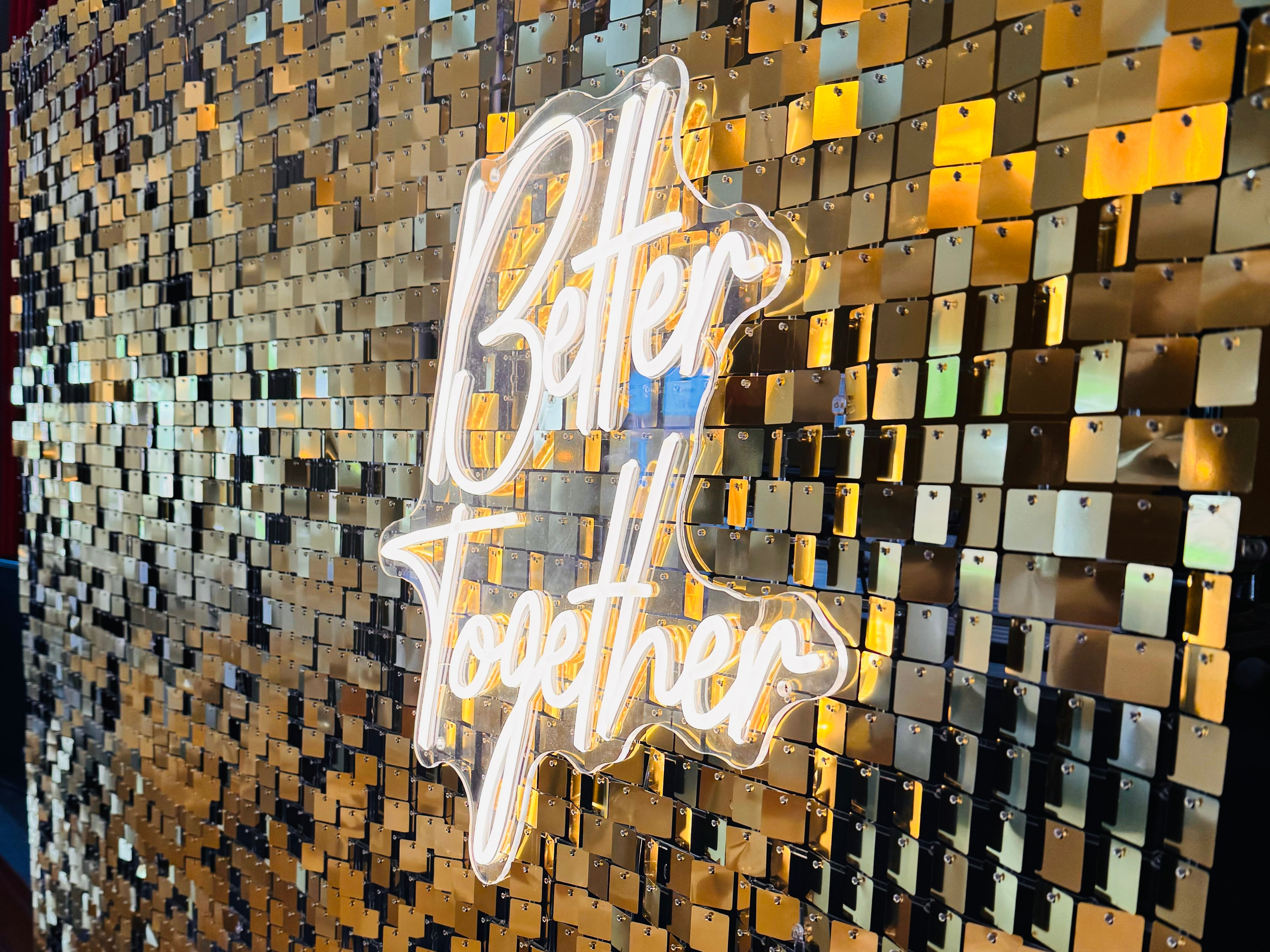 Neon LED Schilder: Ein echtes Highlight auf deiner Hochzeit