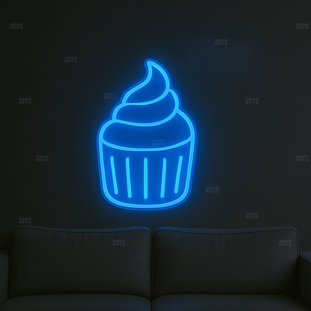 LED Neonschild "Cupcake" in Blau an dunkler Wand montiert