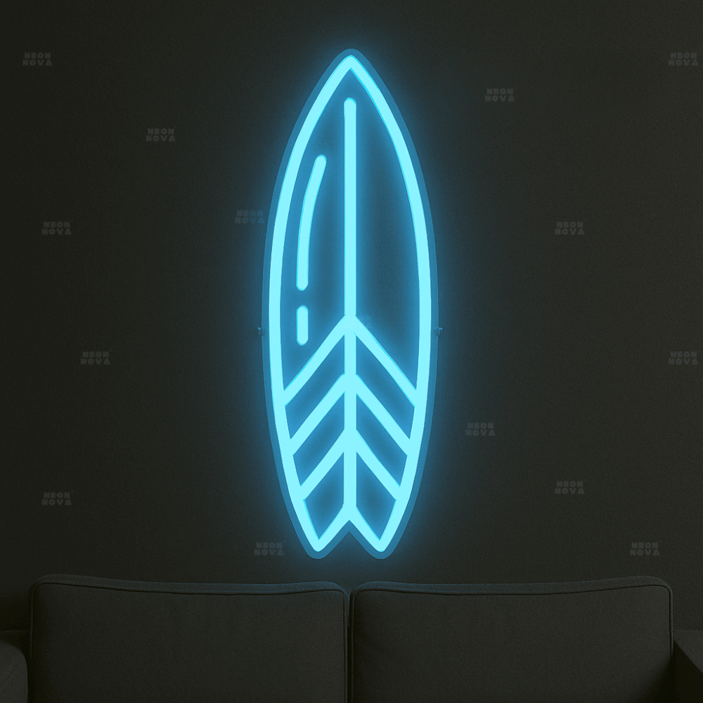 LED Neonschild "Surfboard" in Hellblau an Wand montiert