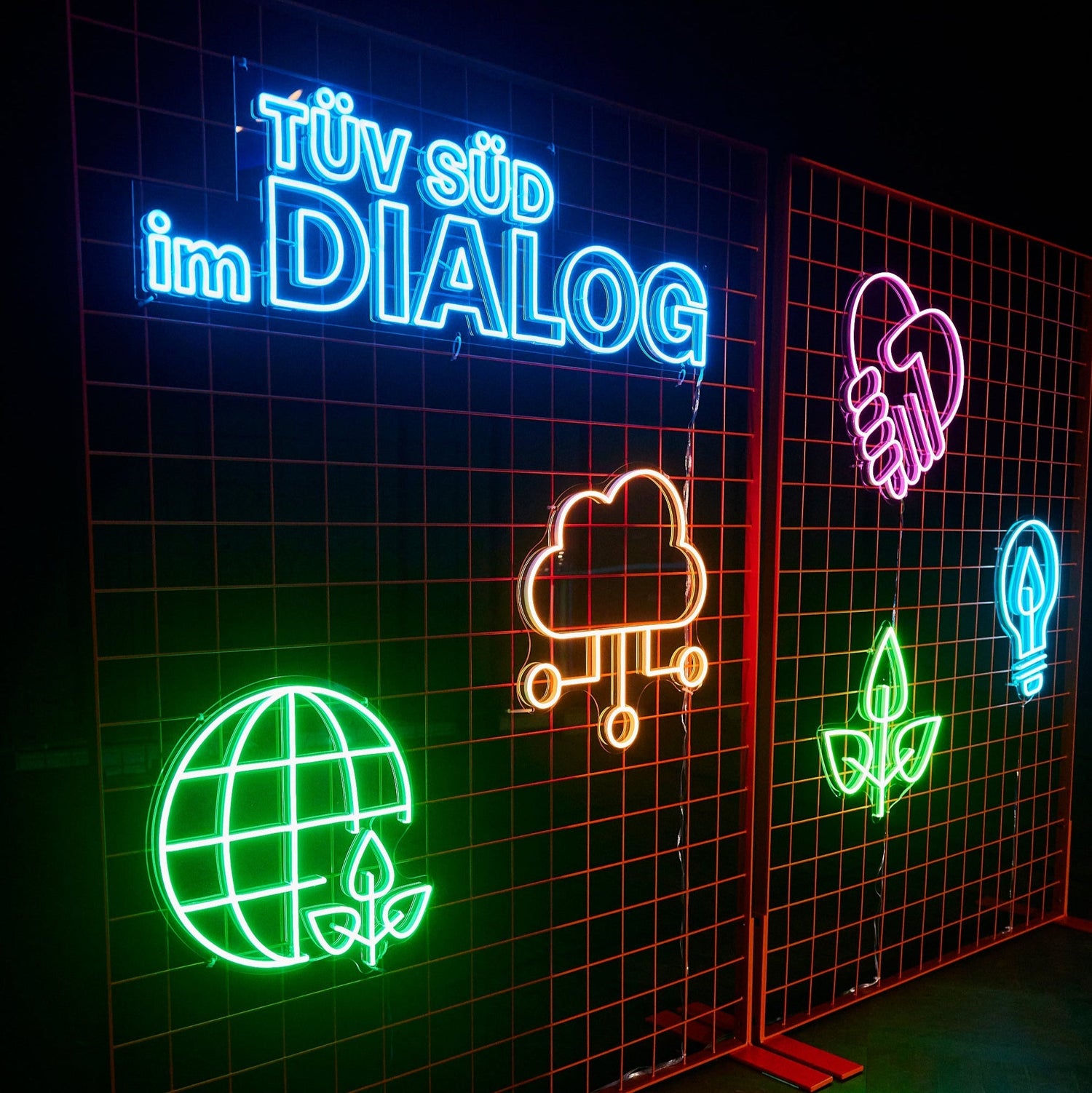 Leuchtreklame für Unternehmen – Warum LED Neonschilder echte Umsatzbooster sind