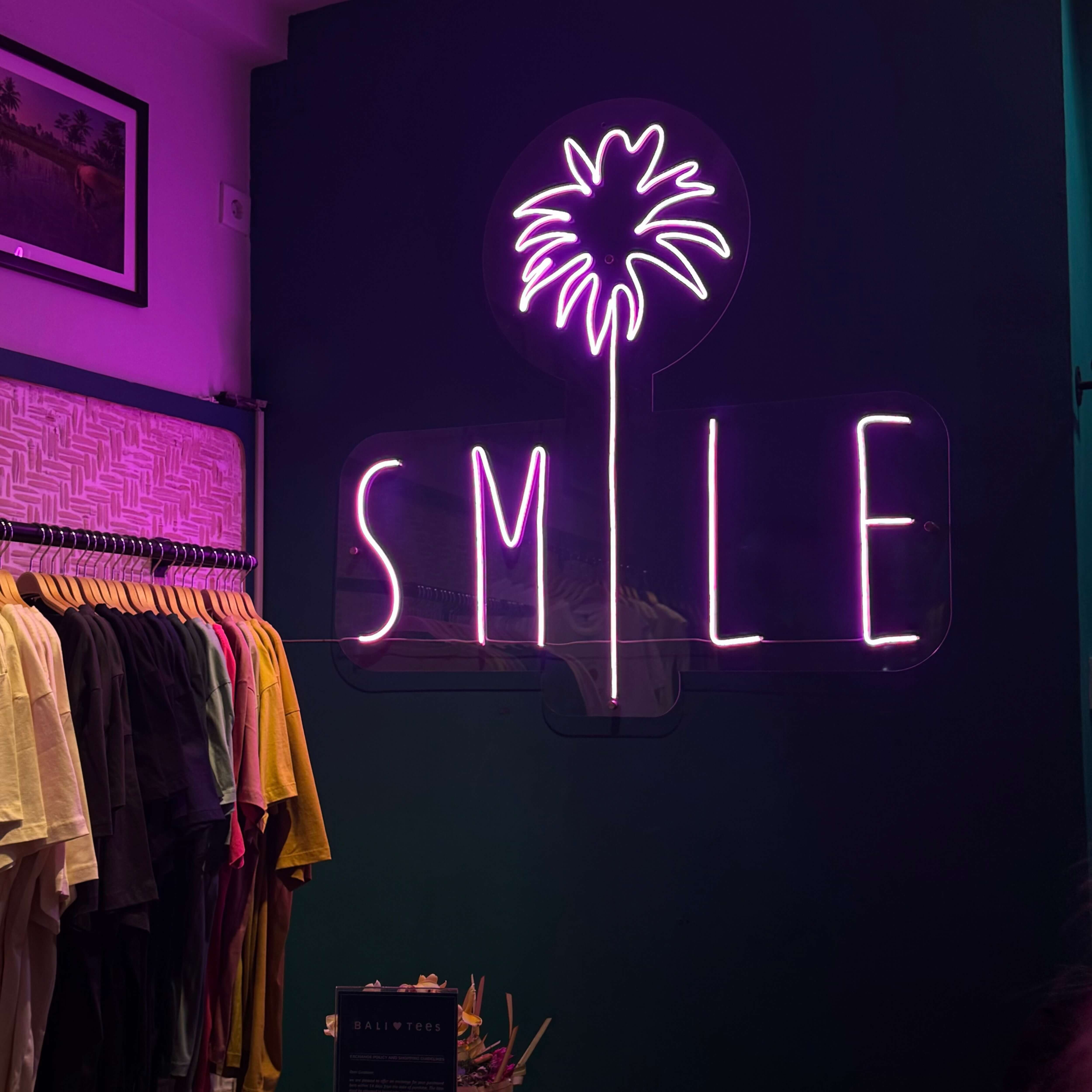 Neon Sign Pink Smile