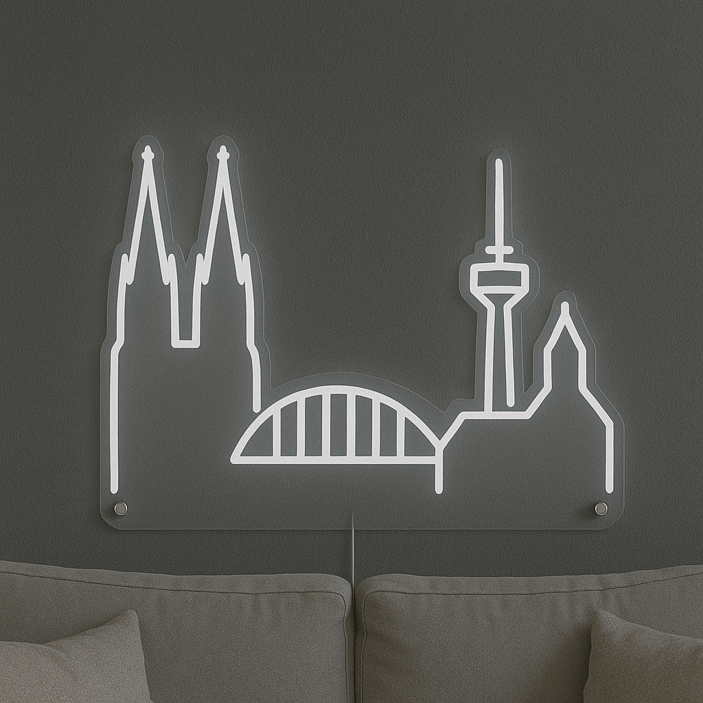 LED Neonschild "Köln Skyline" in Kaltweiß an dunkler Wand montiert